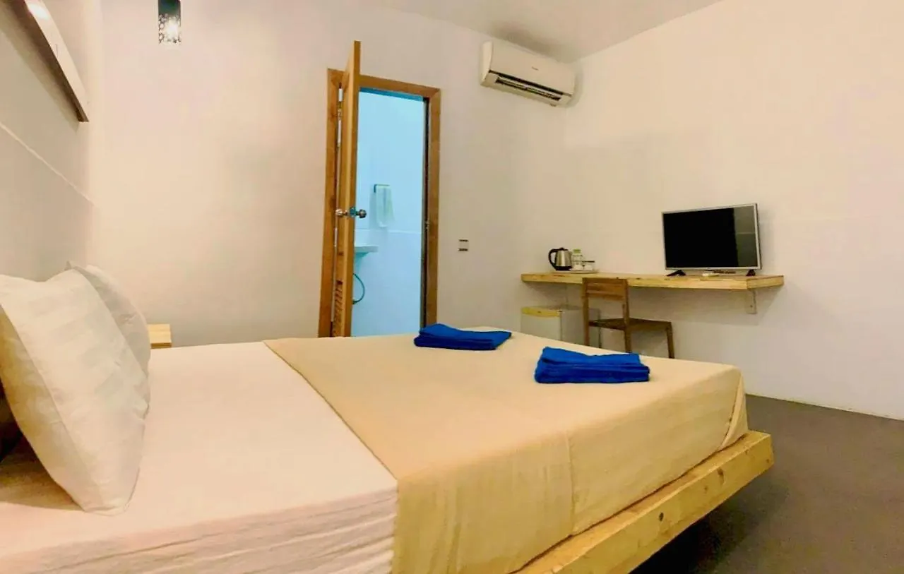 Onederz Shv Golden Lion Hostel Sihanoukville