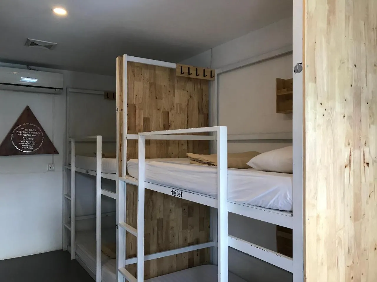 Onederz Shv Golden Lion Hostel Sihanoukville 0*,  Cambodia