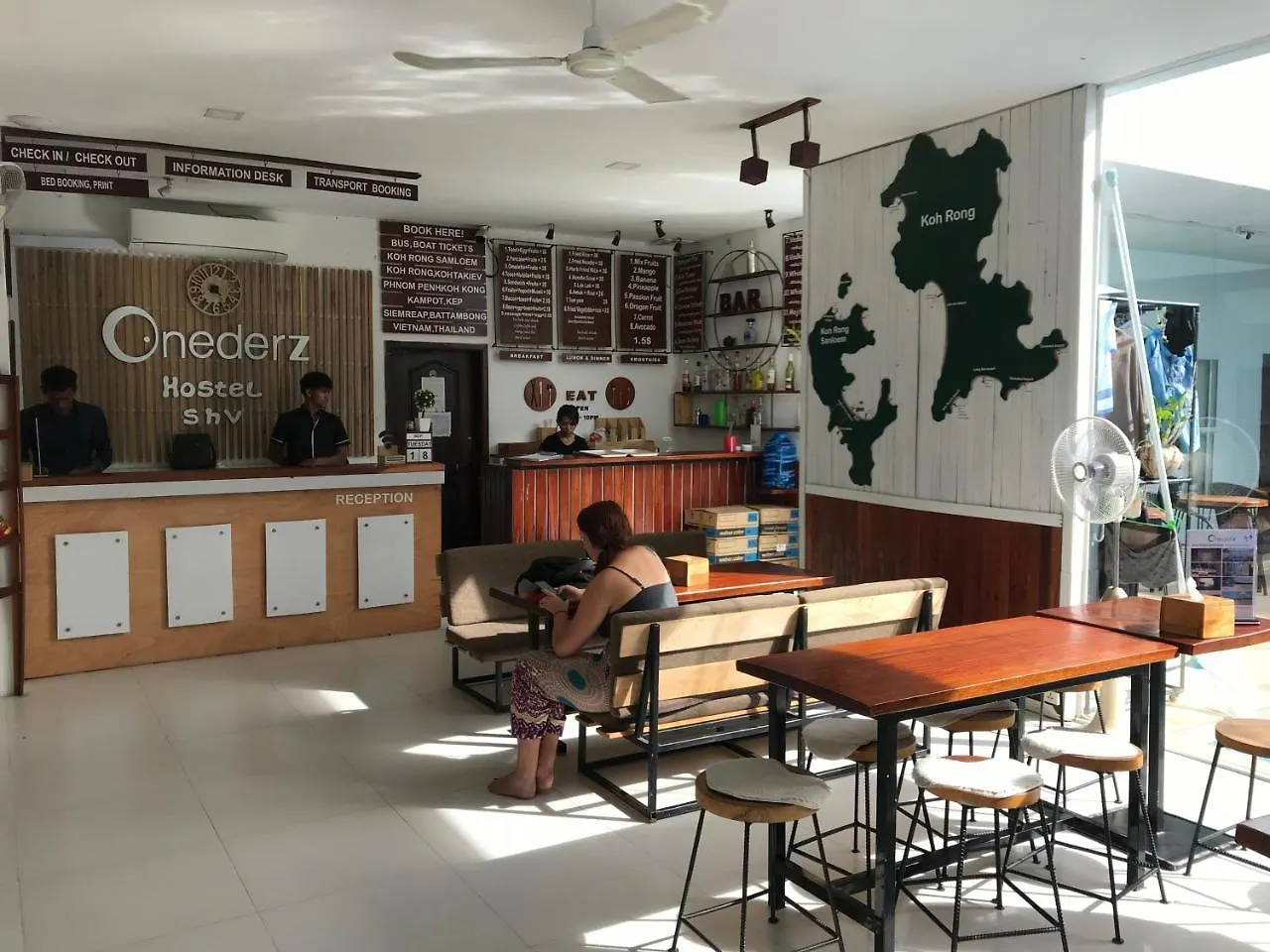 Onederz Shv Golden Lion Hostel Sihanoukville